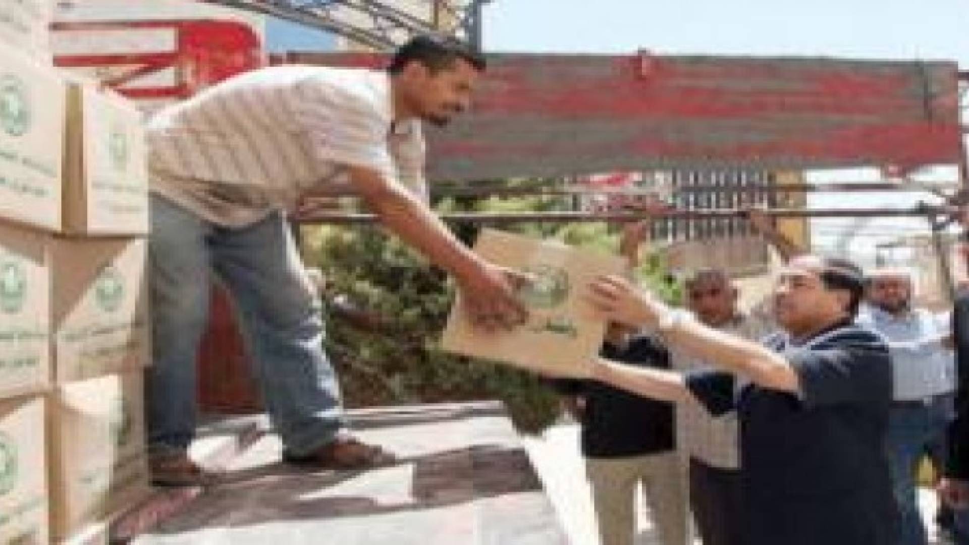 اطلاق حملة "طرود الخير في شهر الخير" في لواء ناعور