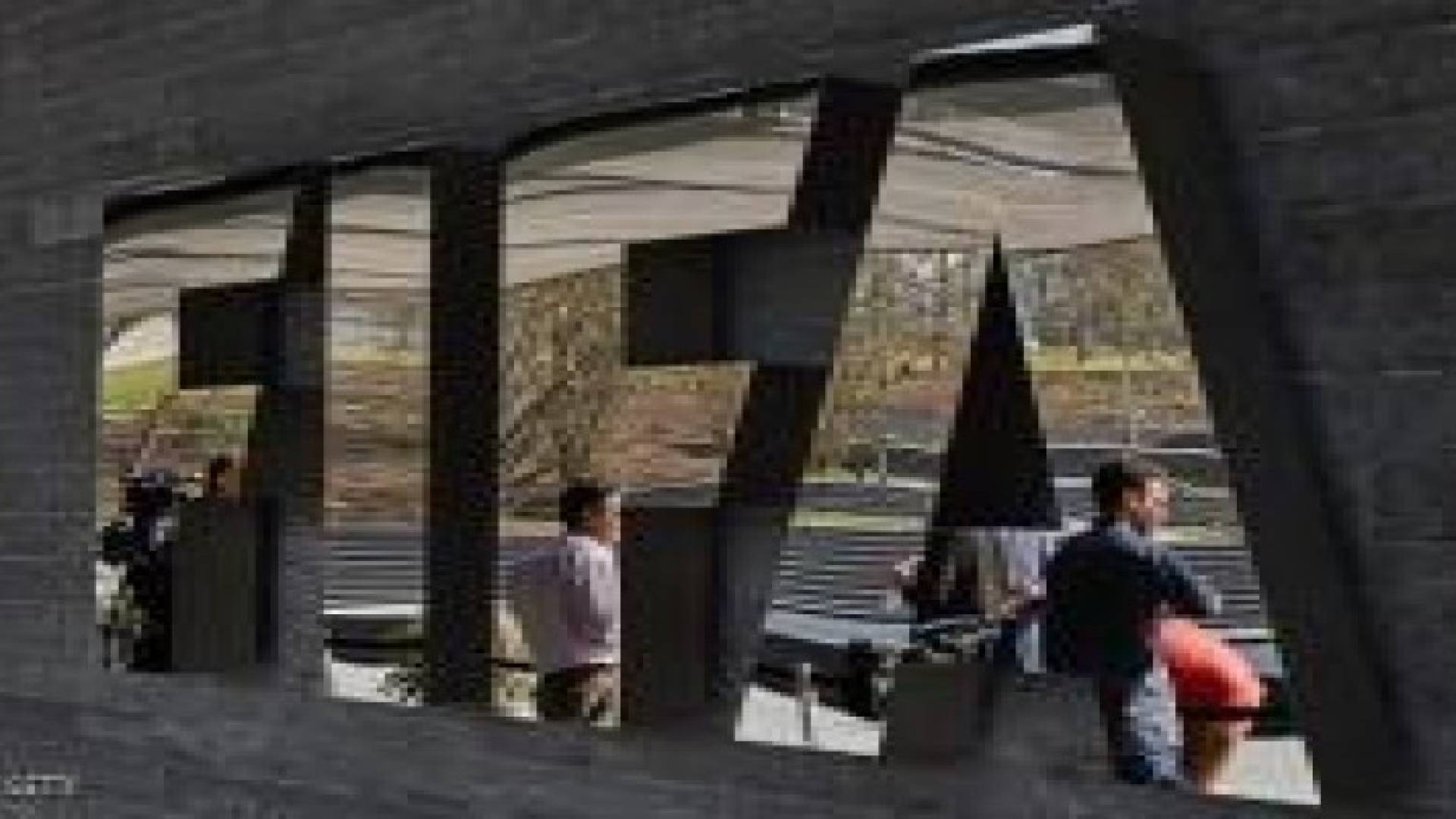 مركز نوبل للسلام يوقف تعاونه مع الفيفا