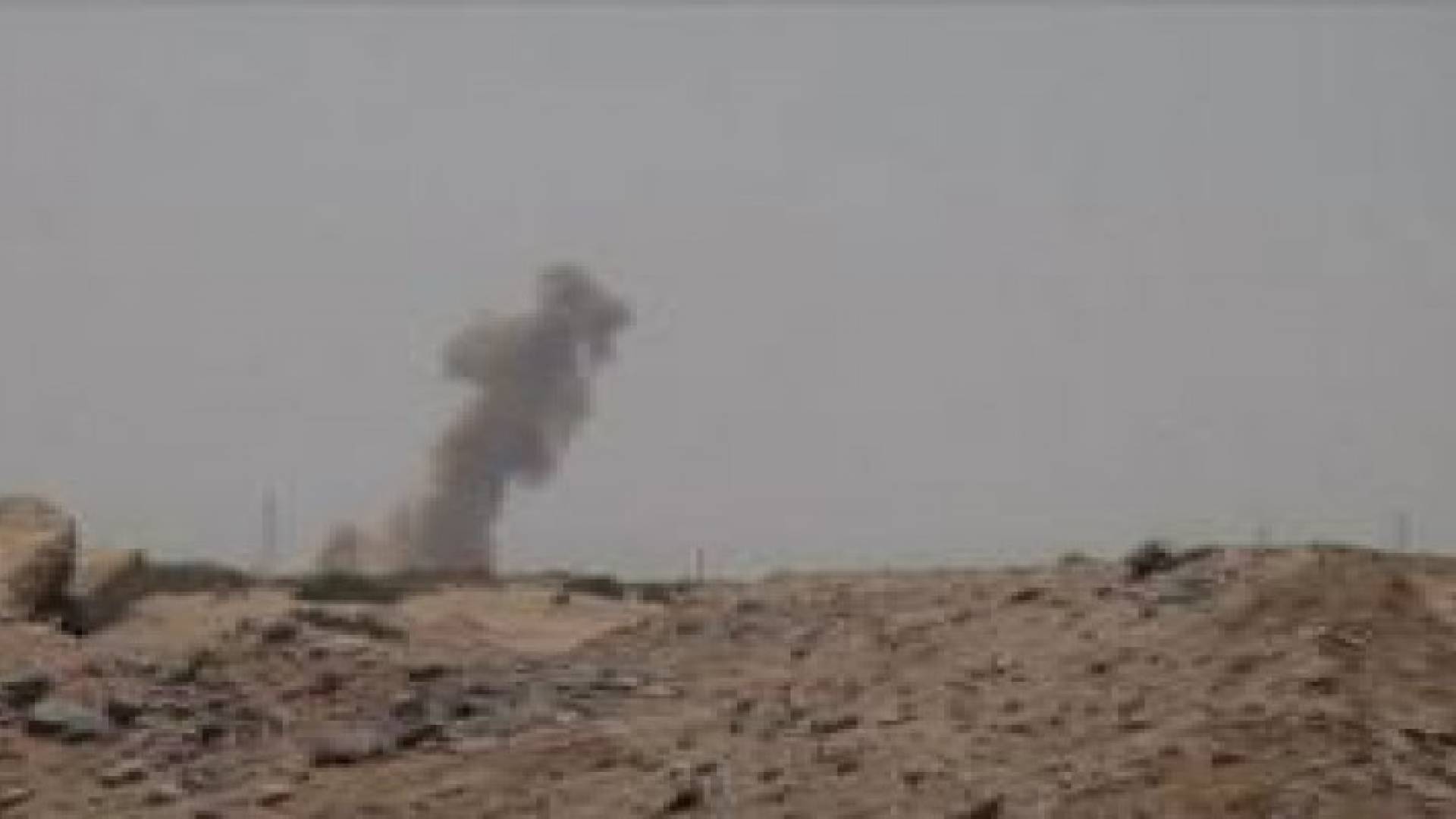 طيران التحالف يستهدف الحوثيين بمداخل عدن