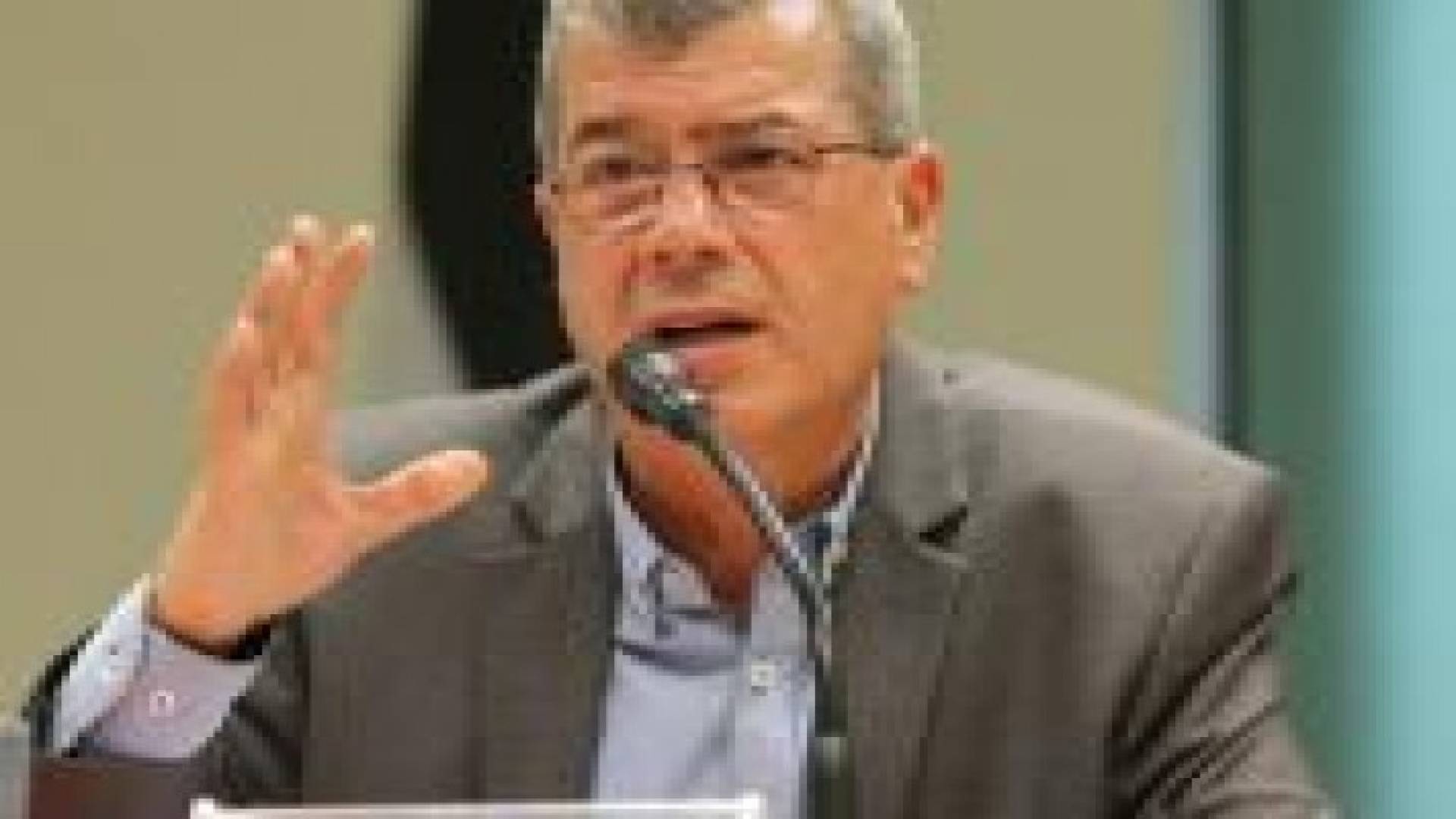 قراقع يدعو كي مون لتدخل عاجل لإنقاذ الاسرى المضربين