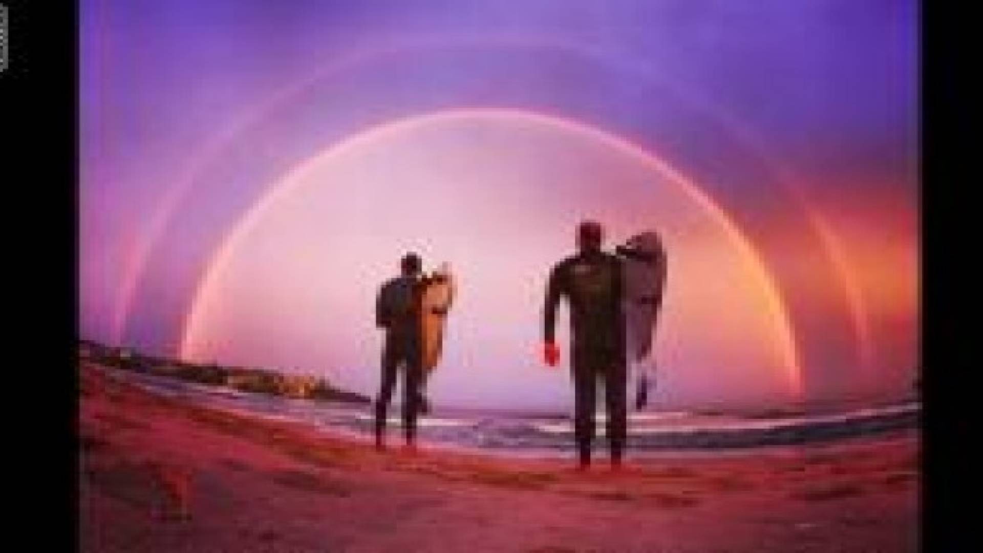 قوس قزح مزدوج يذهل سكان سيدني