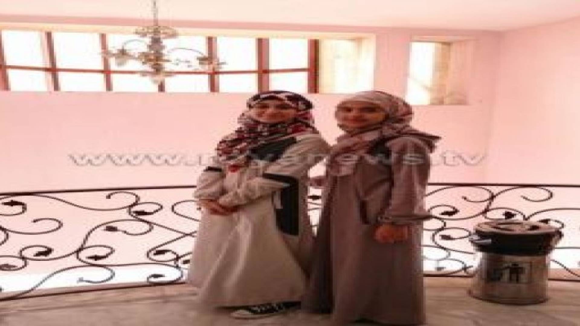 التحقيق في لغز اختفاء فتاتين ما زال مستمرا .. والنداء مستمر عبر رؤيا