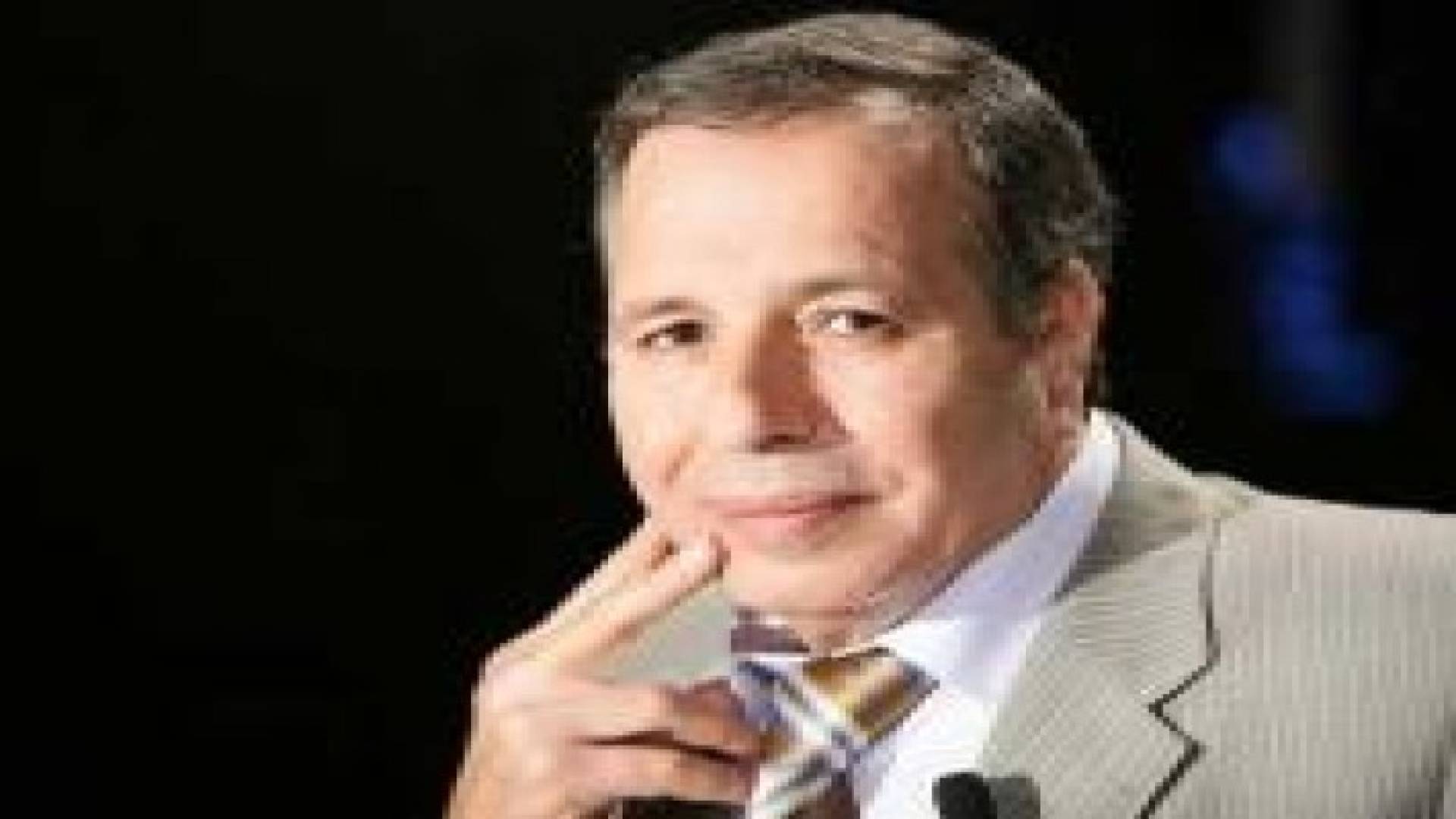 رحيل الشاعر عمر الفرا عن عمر ناهز 66 عاما