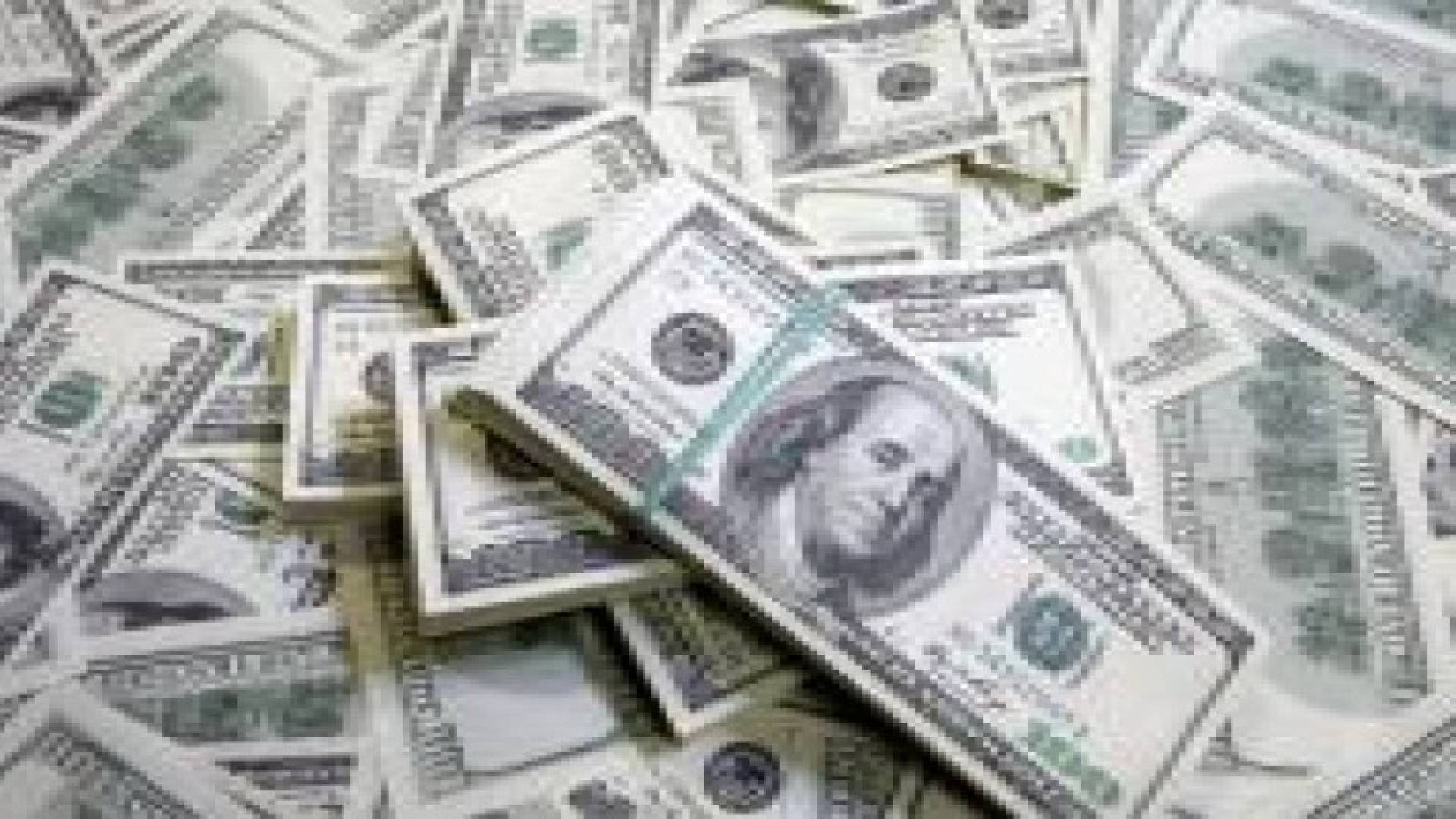 الحكومة تستعد لاقتراض 2 مليار دولار