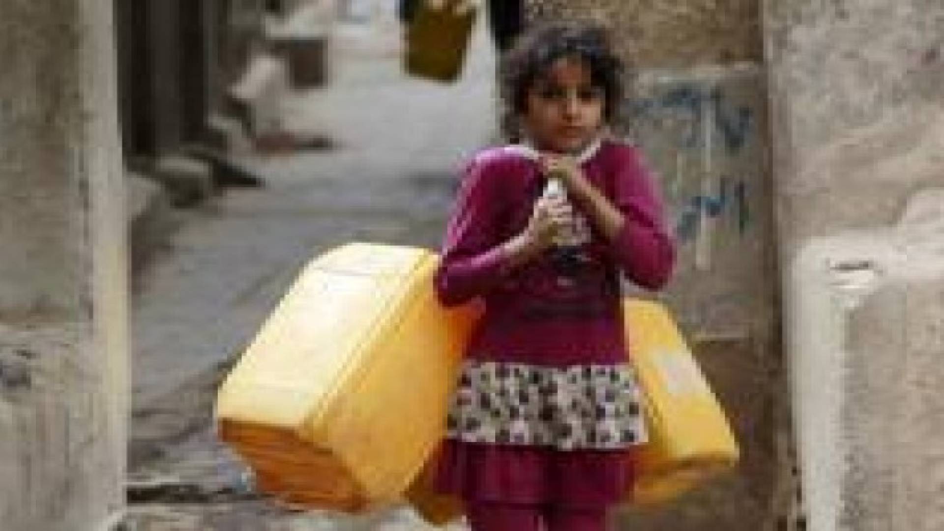 بالصور.. مظاهر شهر رمضان في مناطق الصراع والتوتر