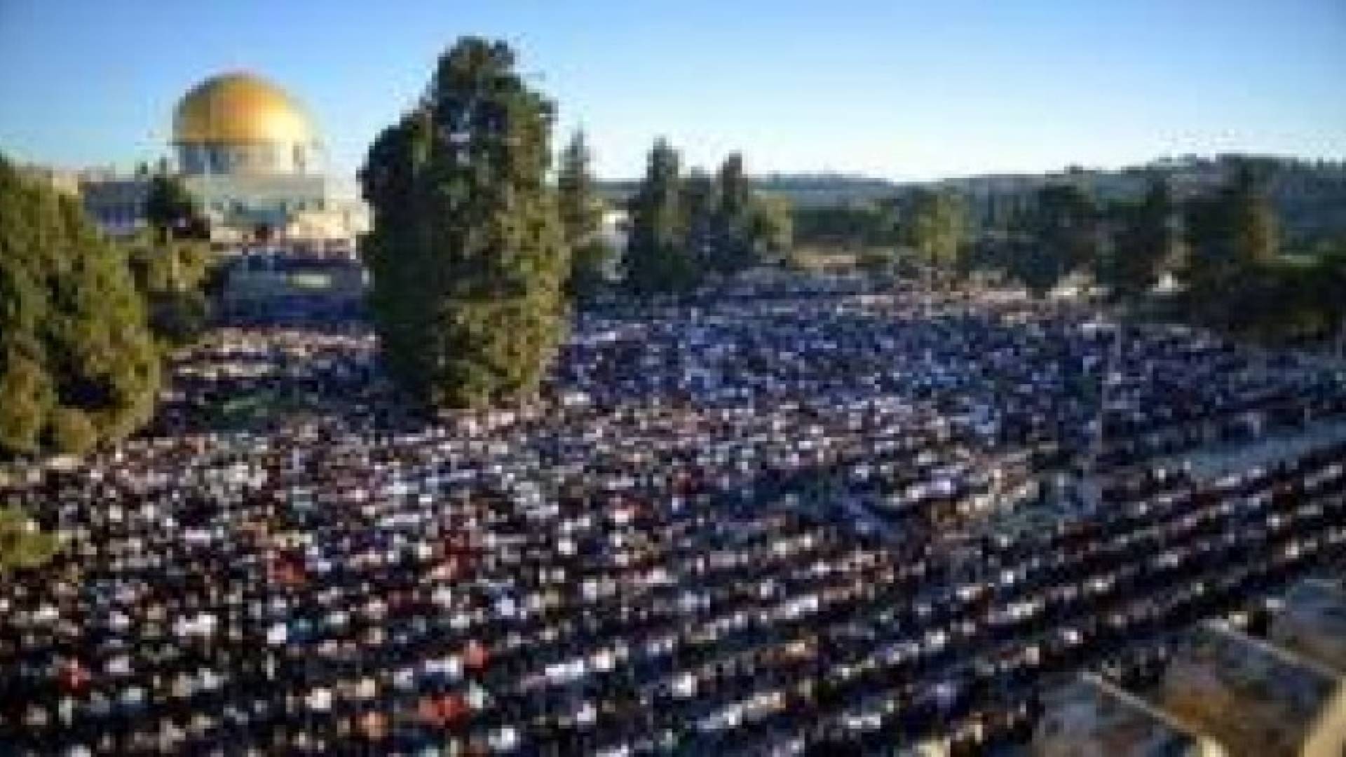 الاحتلال يقرر منع أهالي غزة من الوصول للأقصى