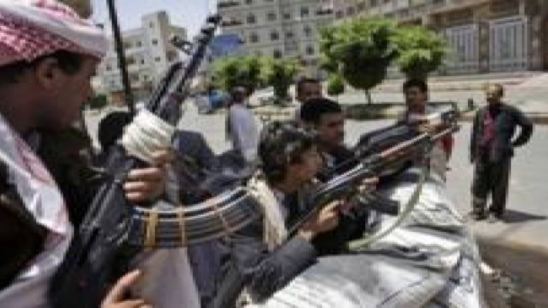 قتلى وجرحى من الحوثيين في هجمات للمقاومة الشعبية باليمن