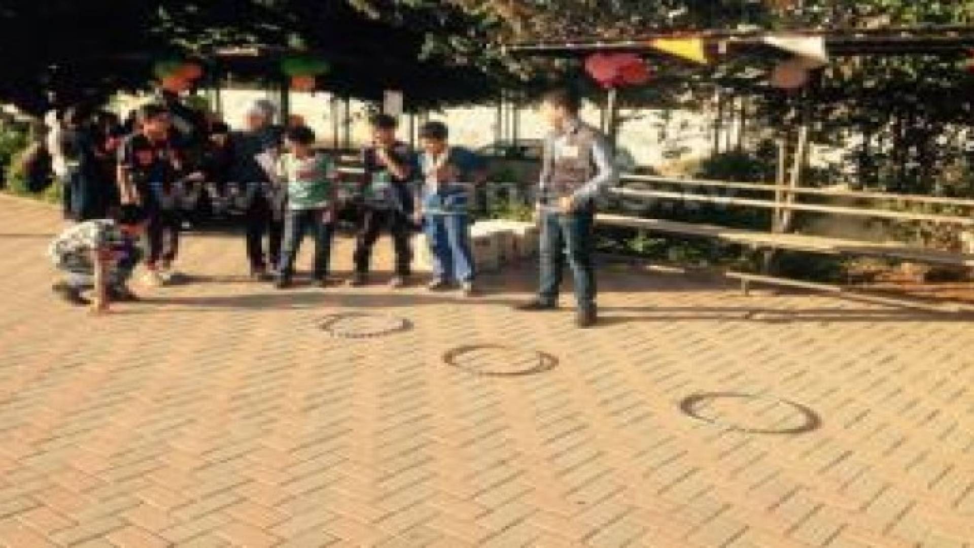 مبادرة "غير " تقيم انشطة للأيتام في حديقة صرح الشهيد المرورية .. صور