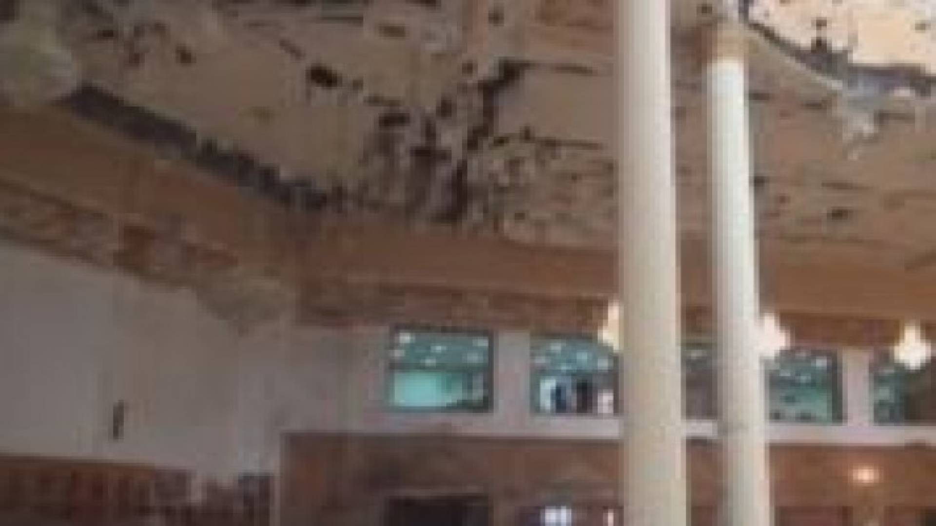 ارتفاع عدد قتلى تفجير الكويت إلى 27 و"داعش" يتبنى الهجوم ... فيديو