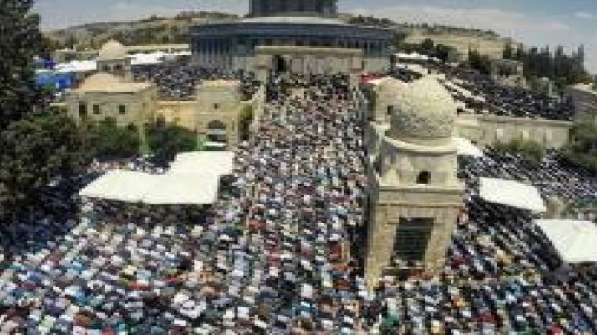 مدير اوقاف القدس: جهود الملك حالت دون استمرار اغلاق اسرائيل للمسجد الاقصى