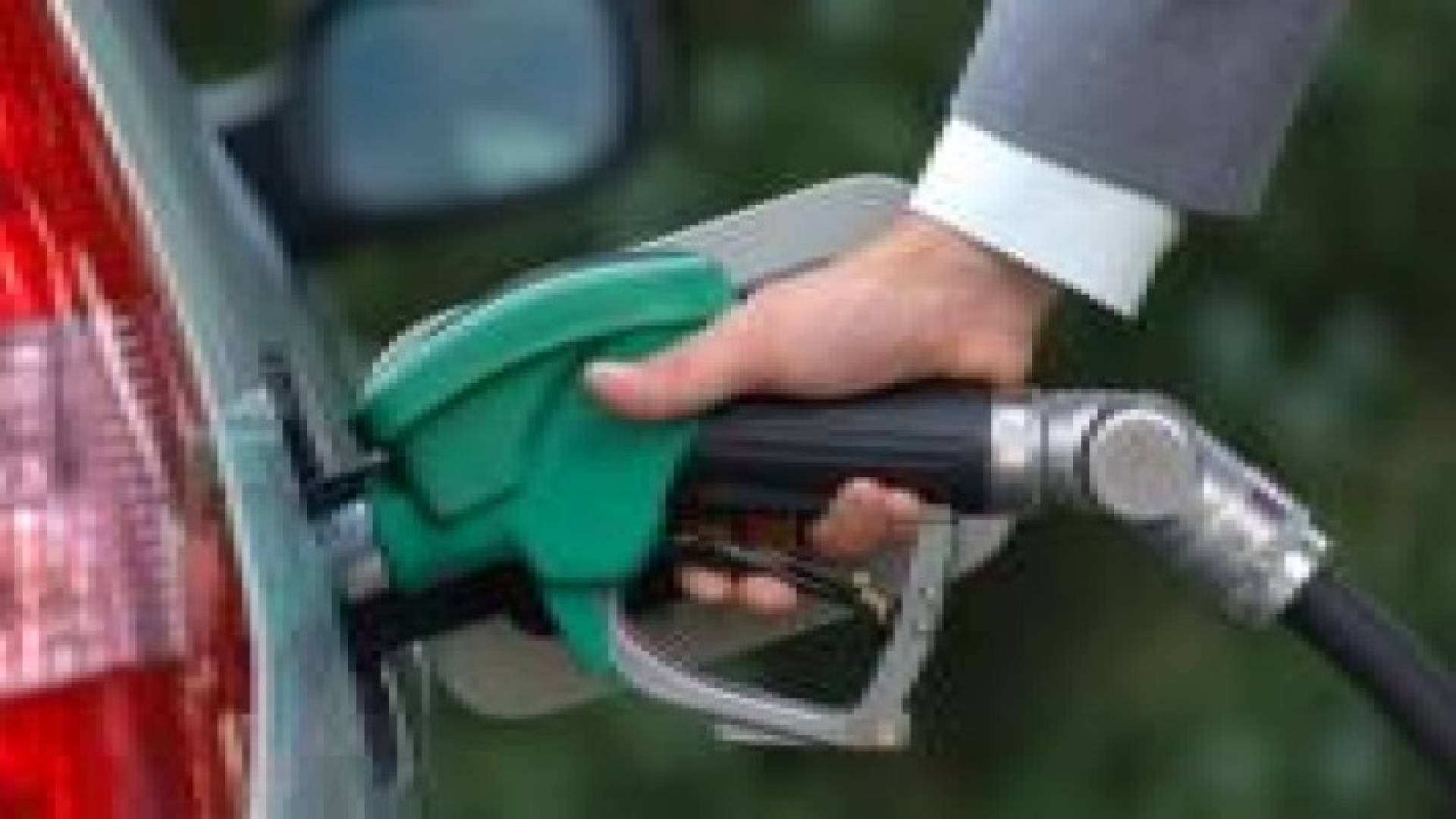 ترجيح تثبيت اسعار المحروقات أو تخفيضها بنسبة تقل عن1% مطلع تموز .. تفاصيل