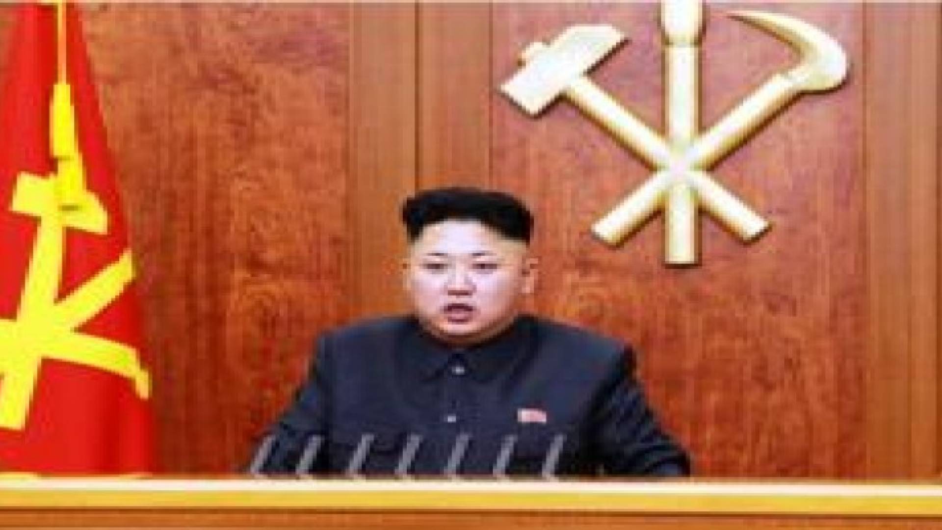 رئيس كوريا الشمالية يعدم مهندسا لعدم إعجابه بتصميماته !