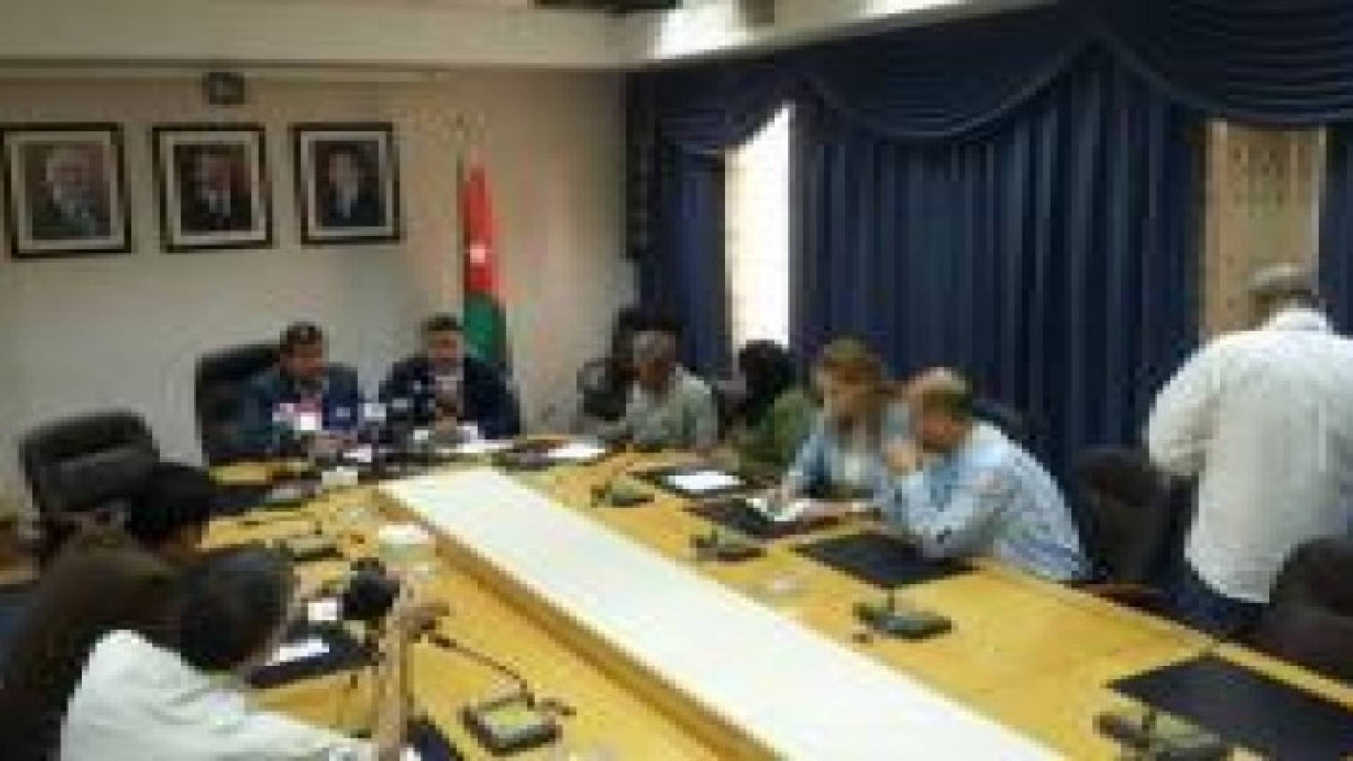 النائبان السعود والشيخ يطالبان برحيل الحكومة ويحملان اليونان افشال اسطول الحرية..تفاصيل