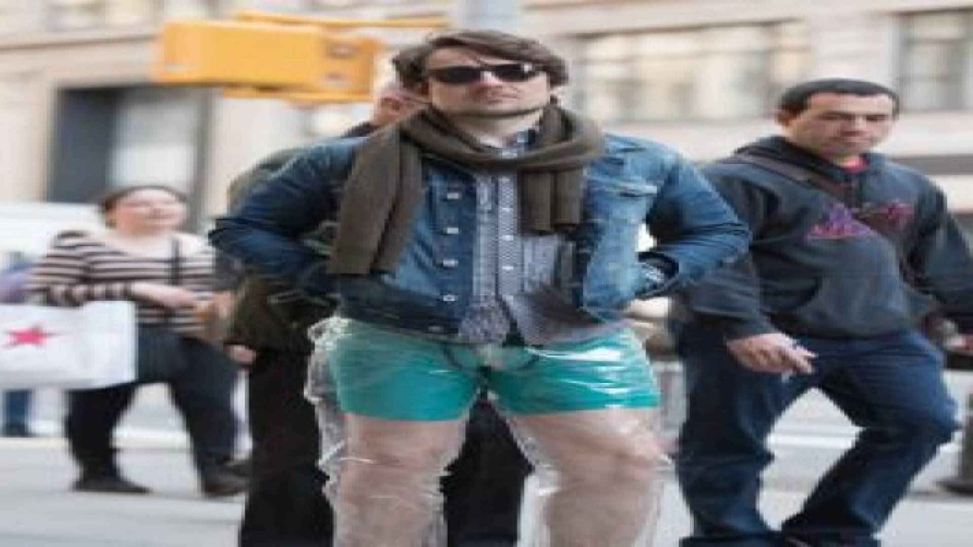 حقيقة استيراد ألبسة شفافة في الأردن ودواعي استخدامها .. صور وفيديو