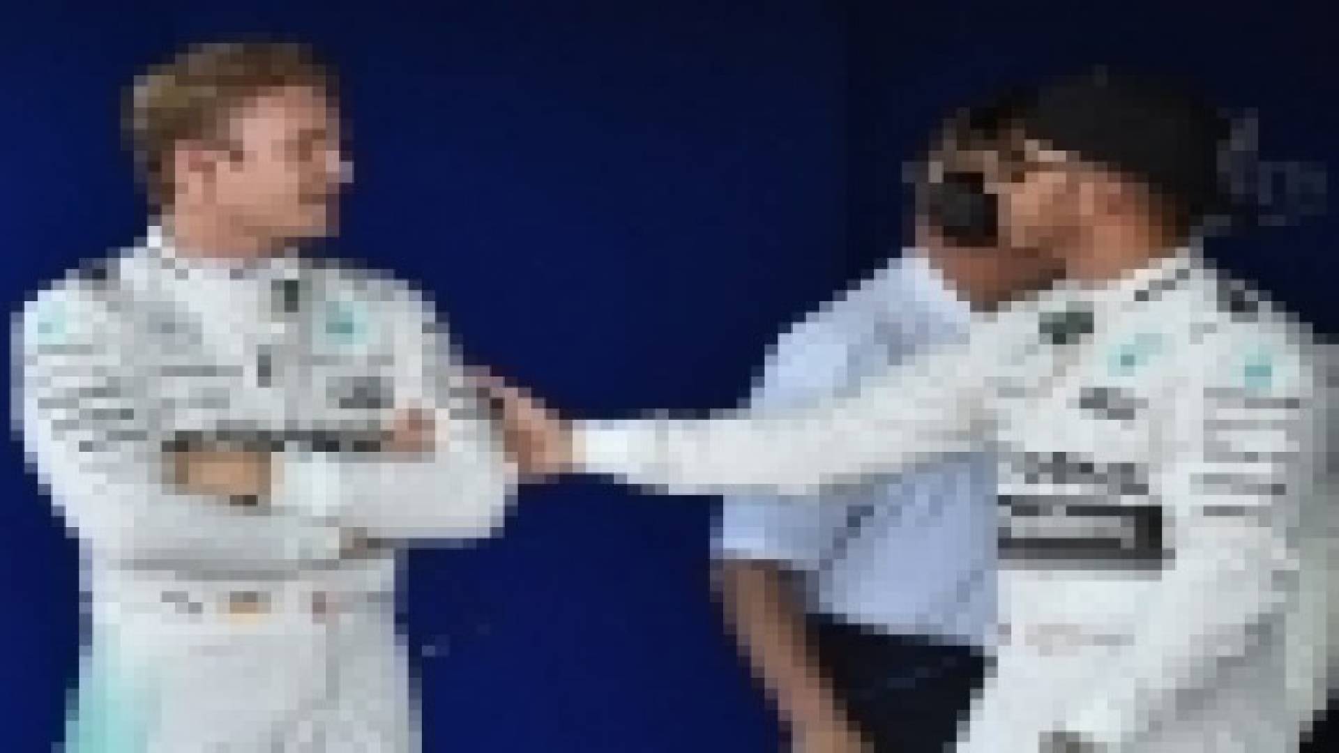 هاميلتون يحرز مركز الانطلاق الأول في سباق جائزة بريطانيا الكبرى