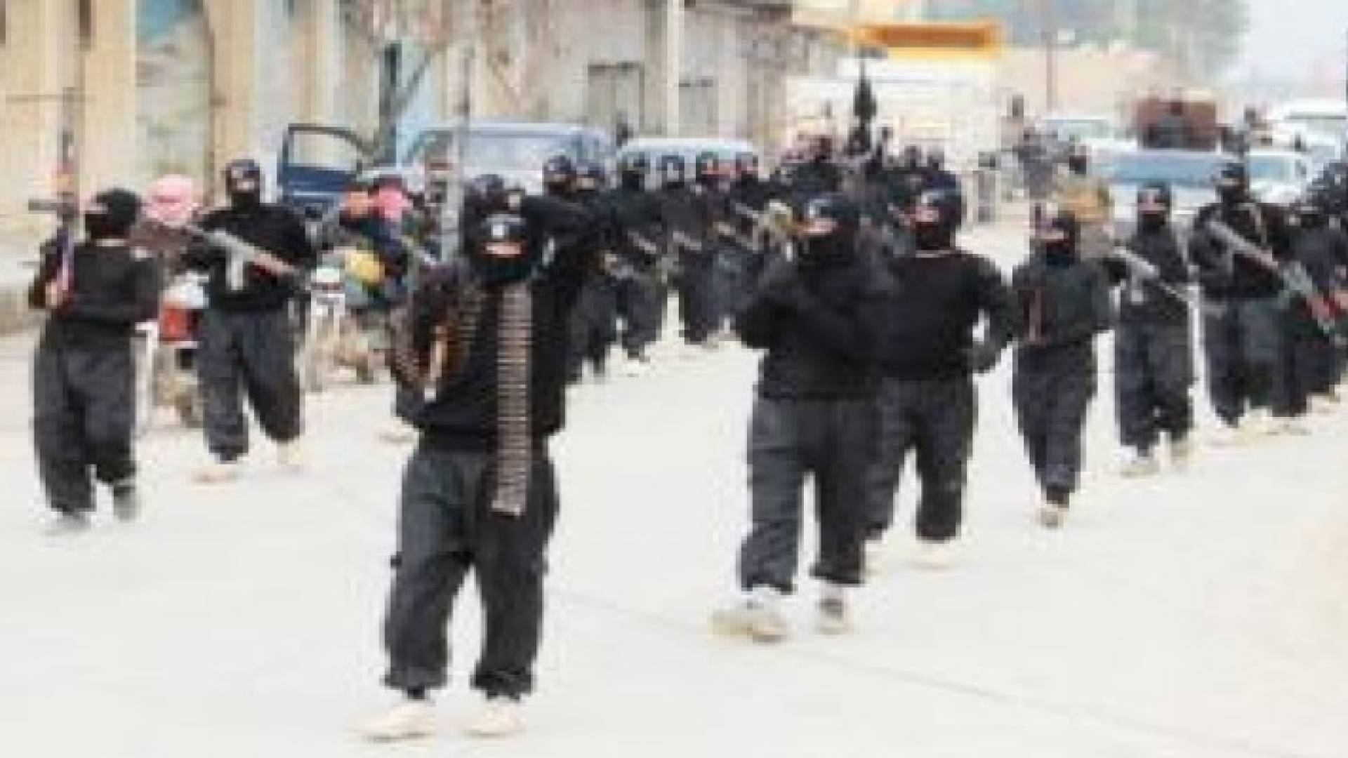 مسؤول سابق بـ"FBI": مقاتلو داعش "زومبي" يتحركون للقتل