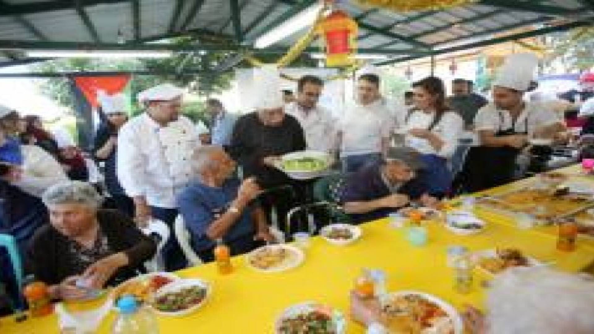 أمين عمان يشارك نخبة اعلامية عربية حفل الافطار في دار الامل للمسنين