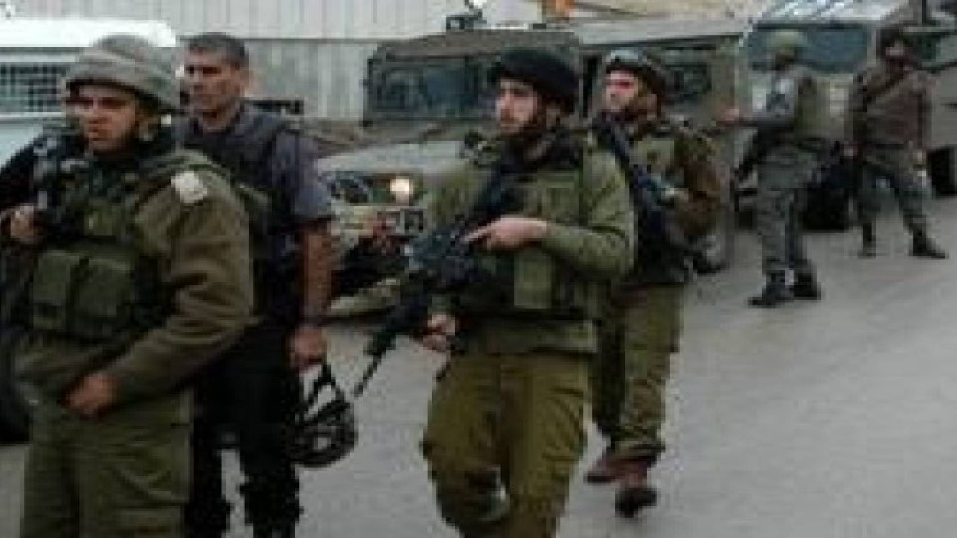 جيش الاحتلال يشعل حرائق في جنوب لبنان