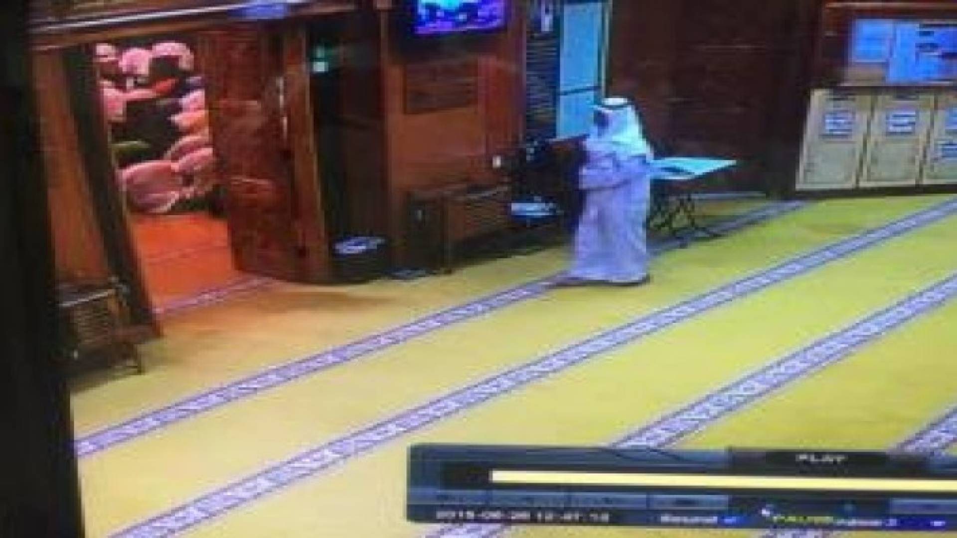 القبض على متهمين بحادث تفجير مسجد بالكويت