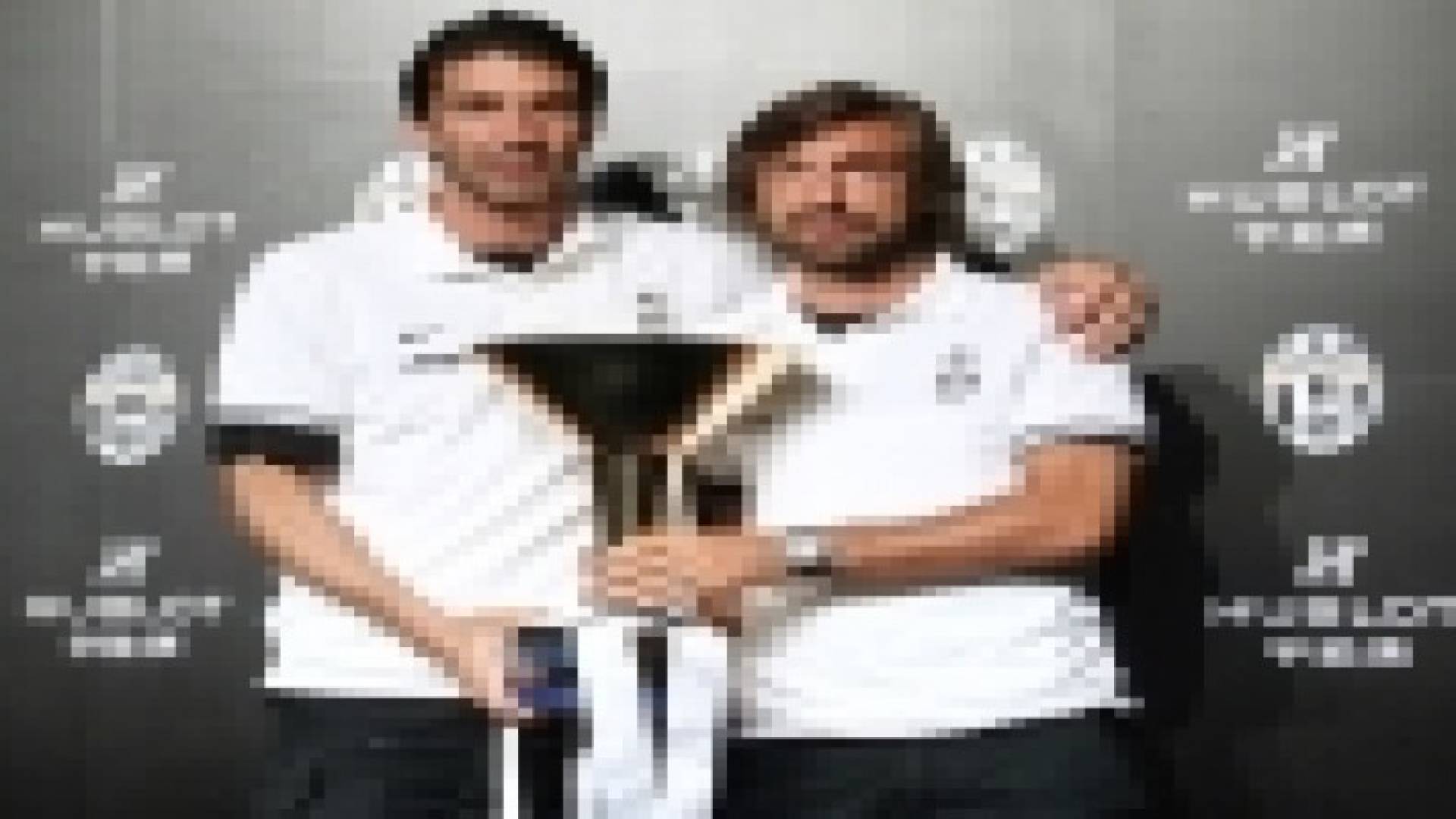 بوفون يودع بيرلو بعد مغادرته يوفنتوس