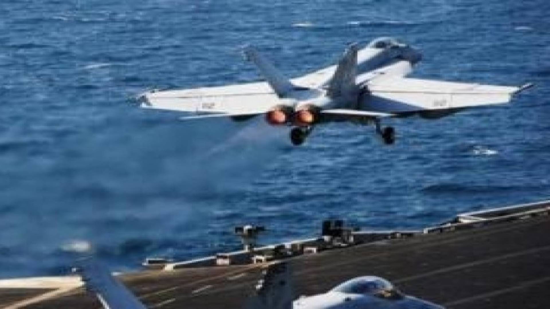 "التحالف" يستهدف اجتماعا لقياديين كبار من "داعش" ويقتل 15 منهم