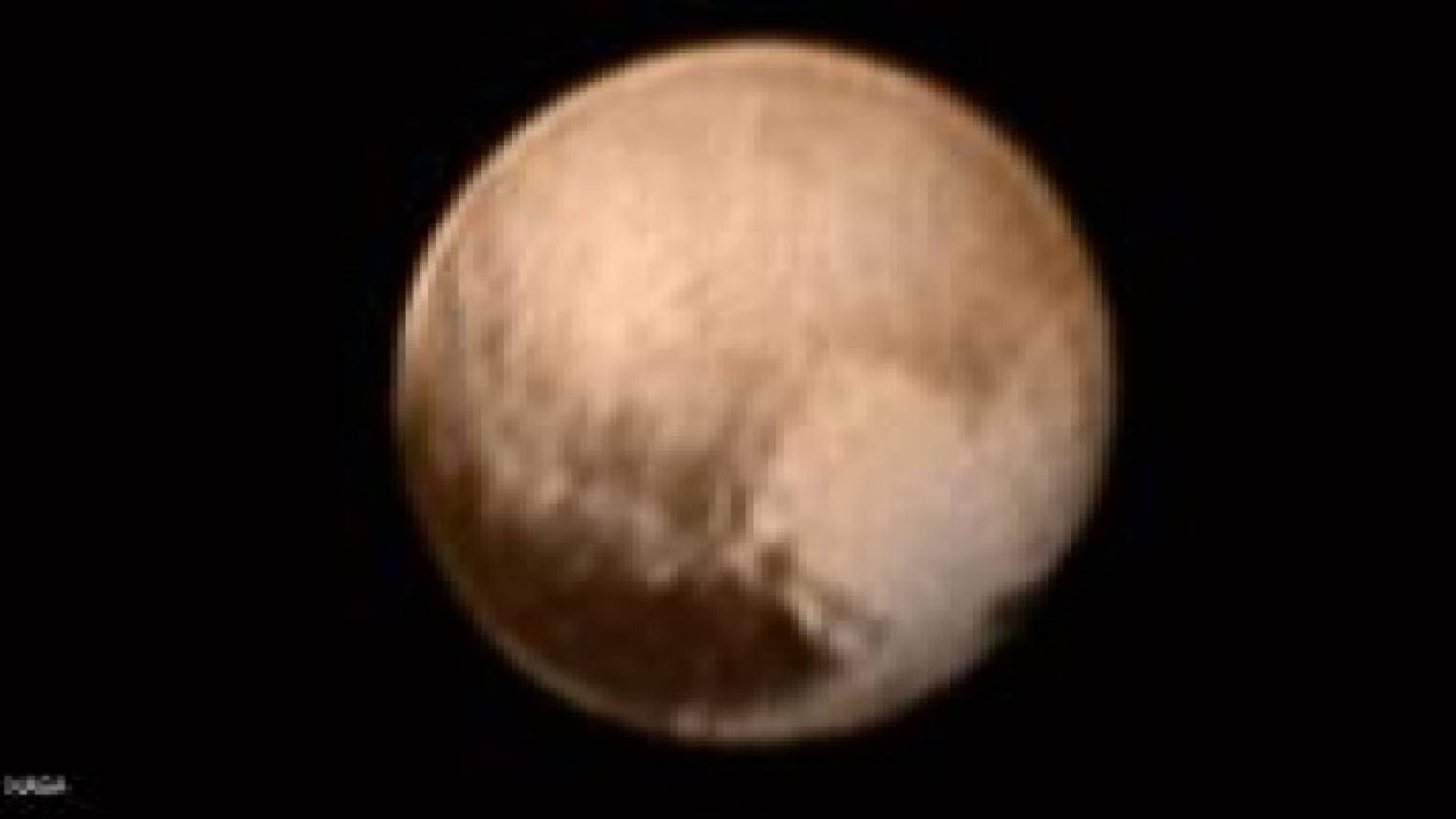 صور جديدة لبلوتو تكشف أسرار الكوكب الصغير