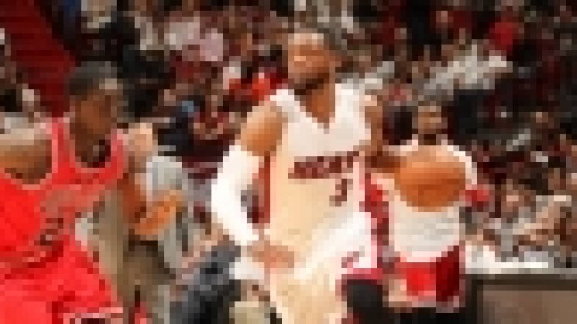 ميامي هيت يجدد عقد لاعبه دوين ويد