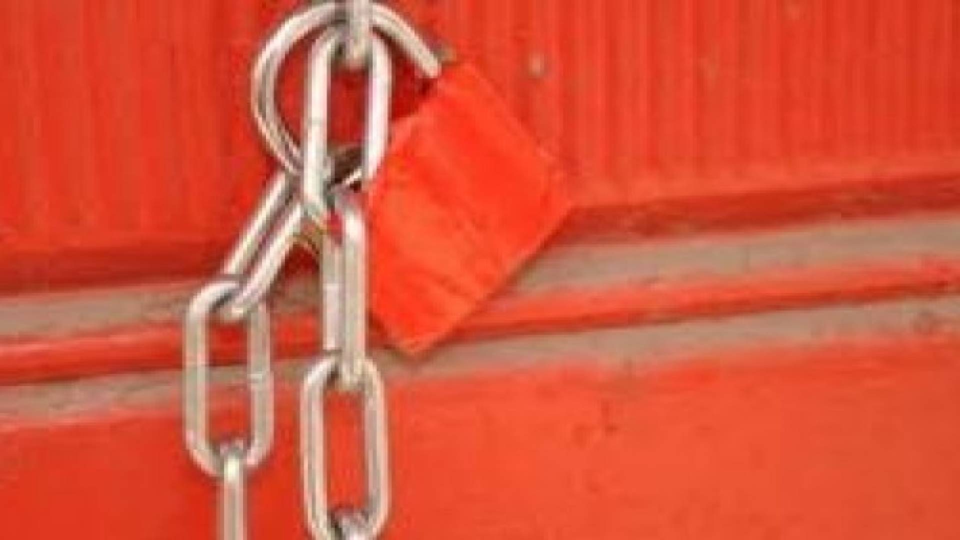 اغلاق محل كوفي شوب في الزرقاء بسبب مخالفات صحية