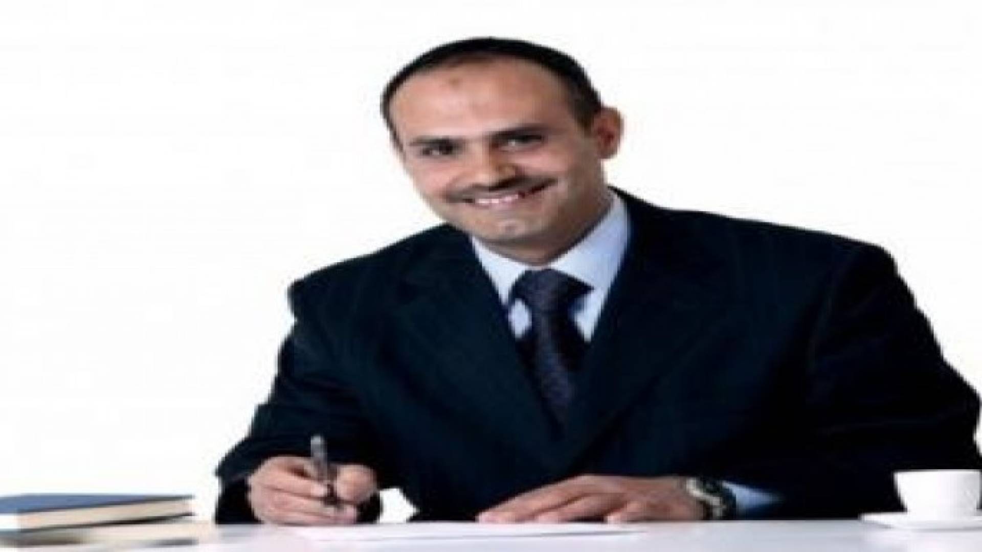 توجيه تهمة " مناهضة نظام الحكم " لجهاد المحيسن