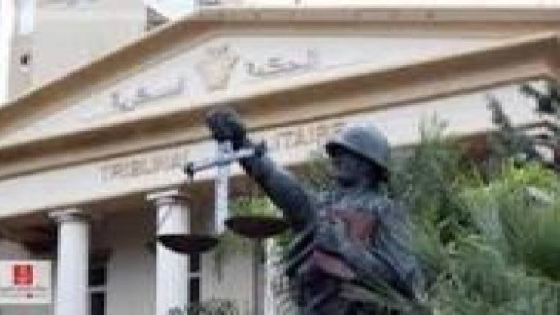 مصر : إحالة 20 مدنيا للقضاء العسكري بينهم 3 فتيات