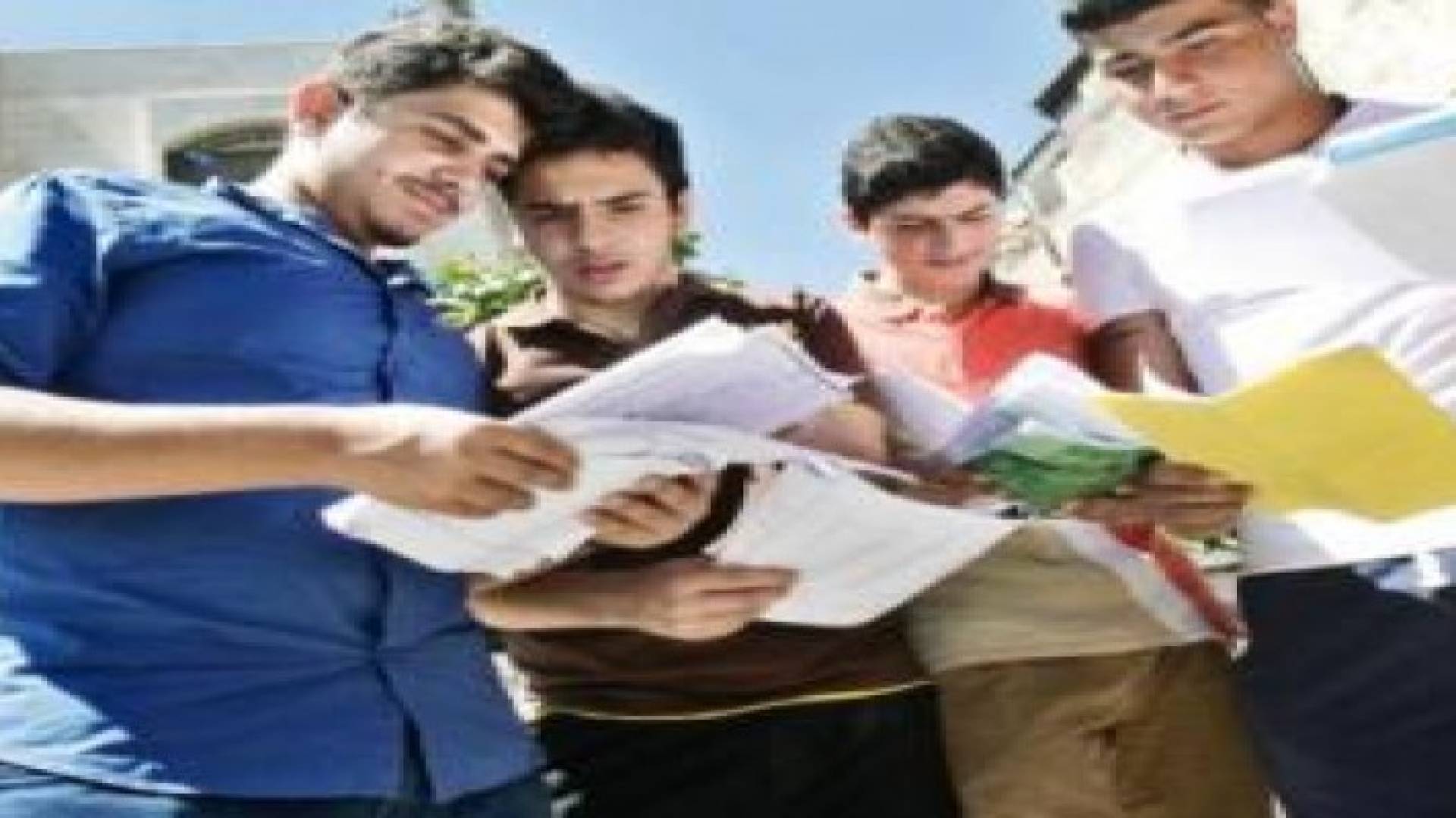 التربية: اقرار خطتي "العلمي والأدبي" .. تفاصيل