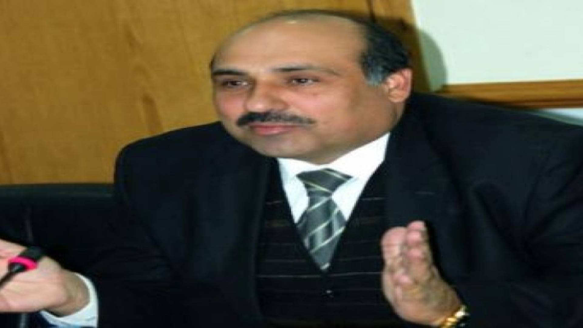 النائب الاعور يعلن عن تسجيل حزب العون الوطني الأردني