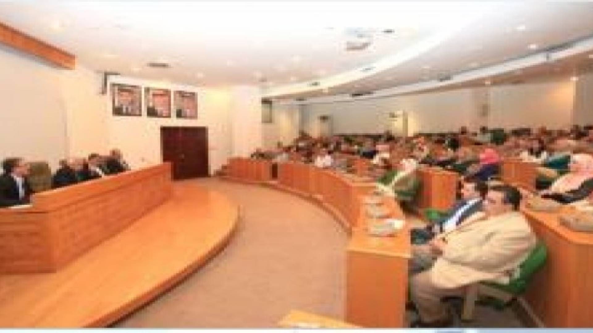 بلتاجي يؤكد على تسريع انجاز معاملات تراخيص الأبنية