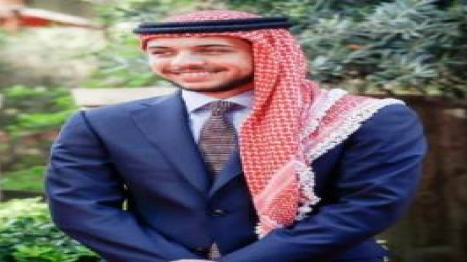نائب الملك يتناول طعام الإفطار مع مرتبات القوات الخاصة المشتركة