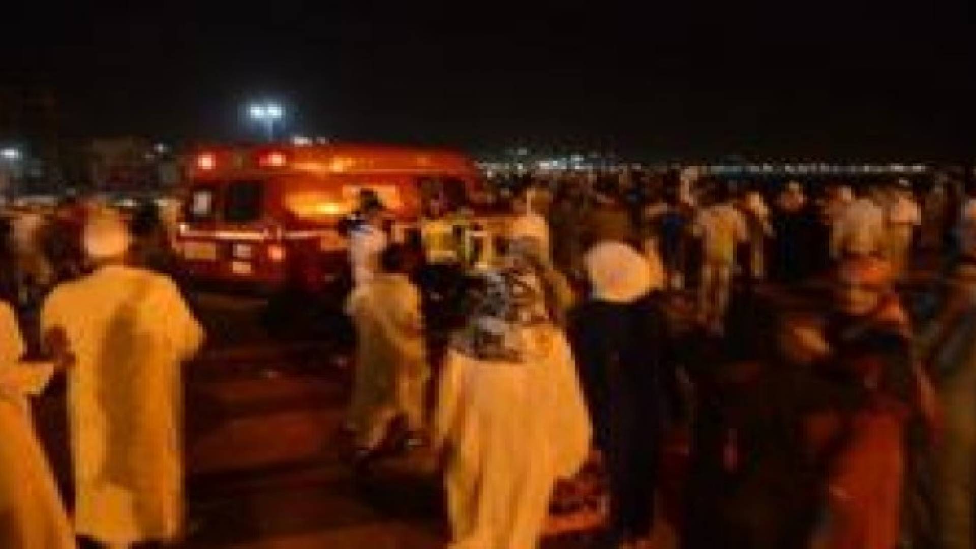 فأر يتسبب في إصابة 81 شخصا بأكبر مساجد المغرب ..فيديو