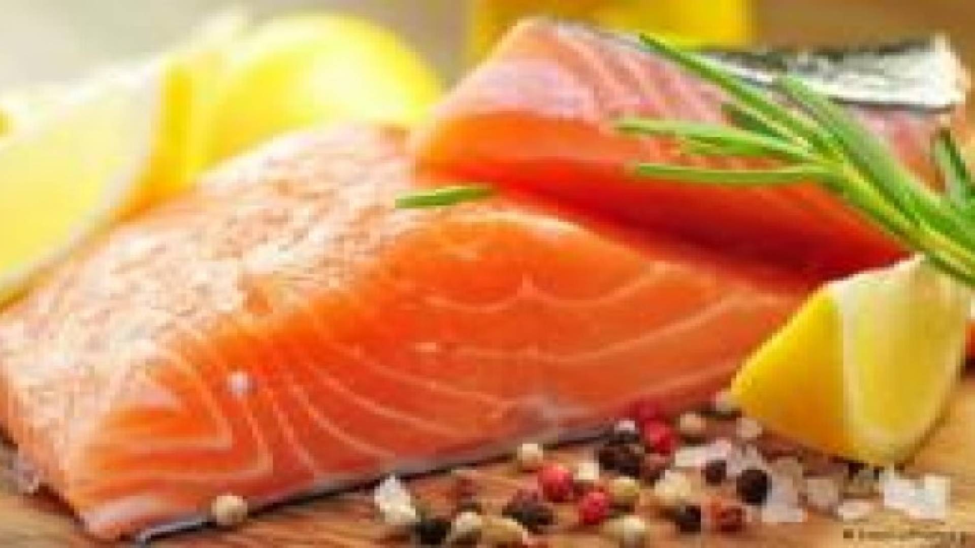 فوائد زيت السمك.. حقيقة أم خرافة؟