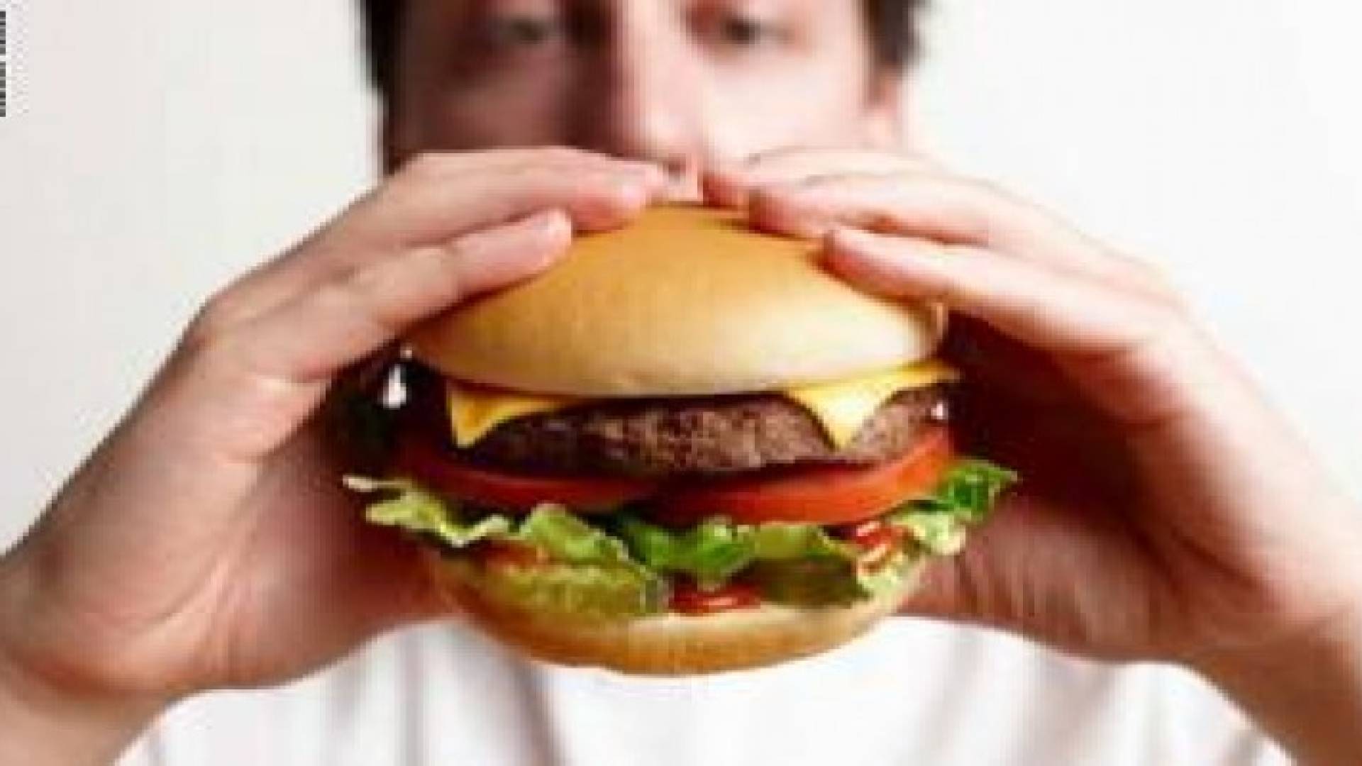 هذه الحمية تقصر العمر..تجنبوها