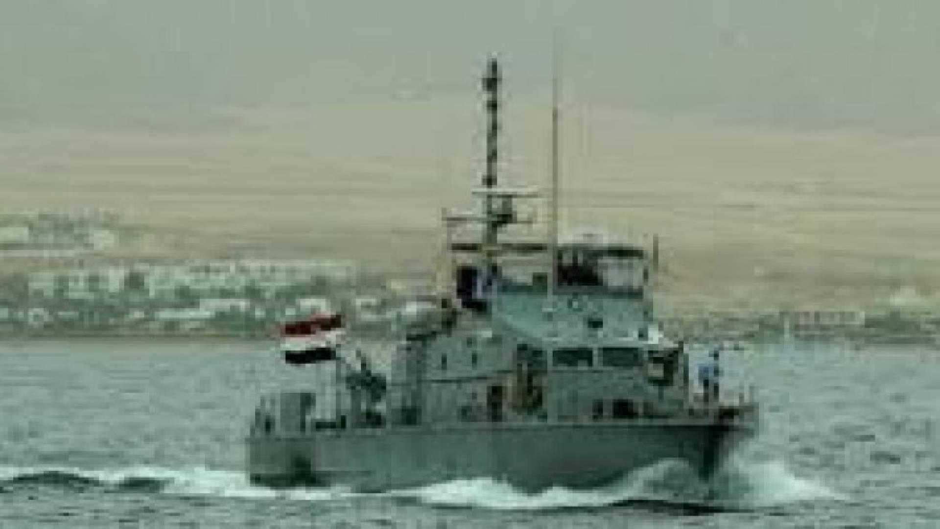 احتراق زورق مصري قرب حدود قطاع غزة