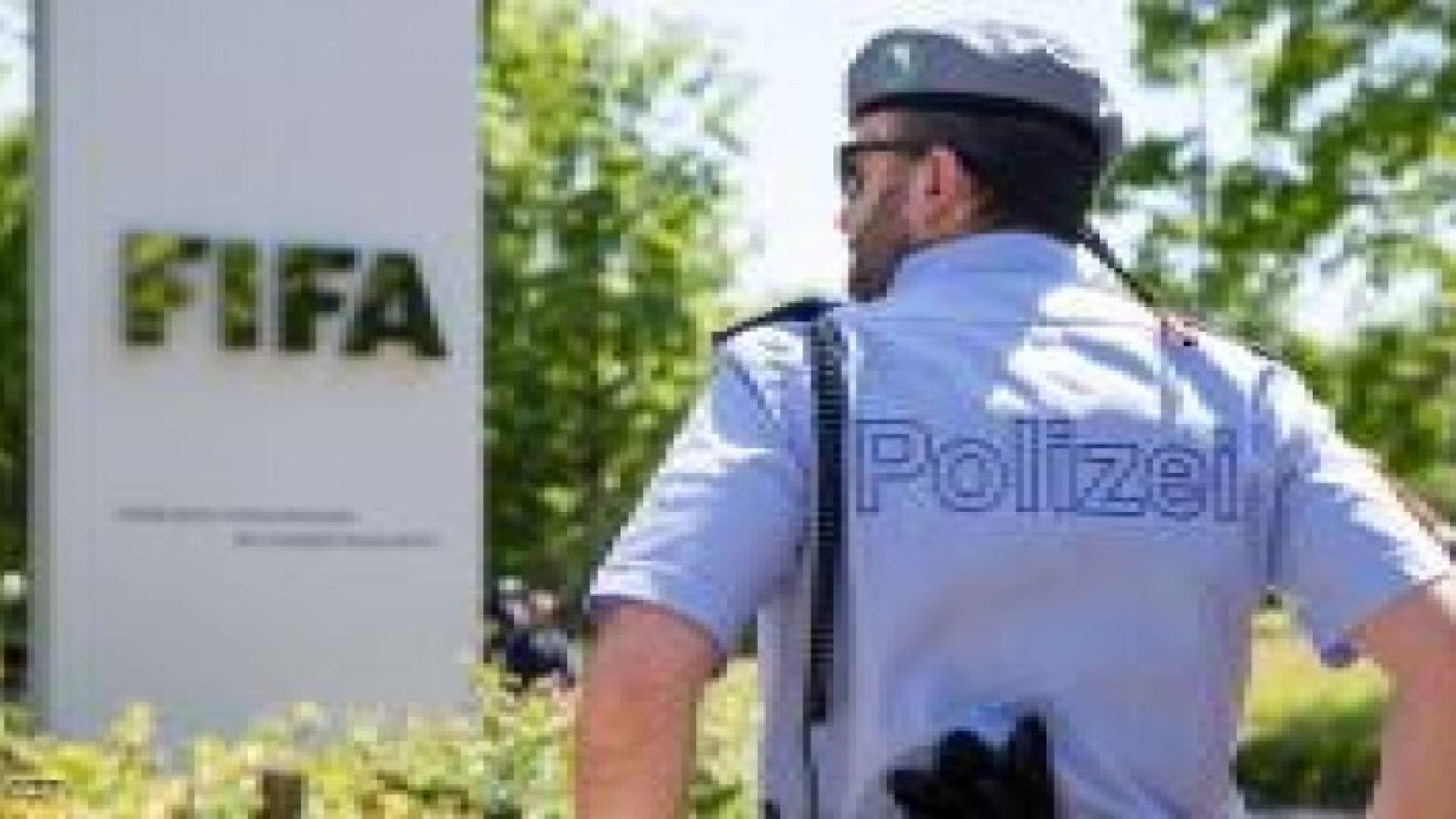 تسليم أحد موقوفي الفيفا للسلطات الأميركية