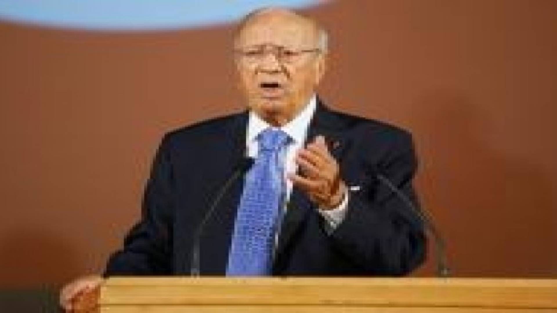 "داعش" يتوعد باغتيال السبسي والغنوشي