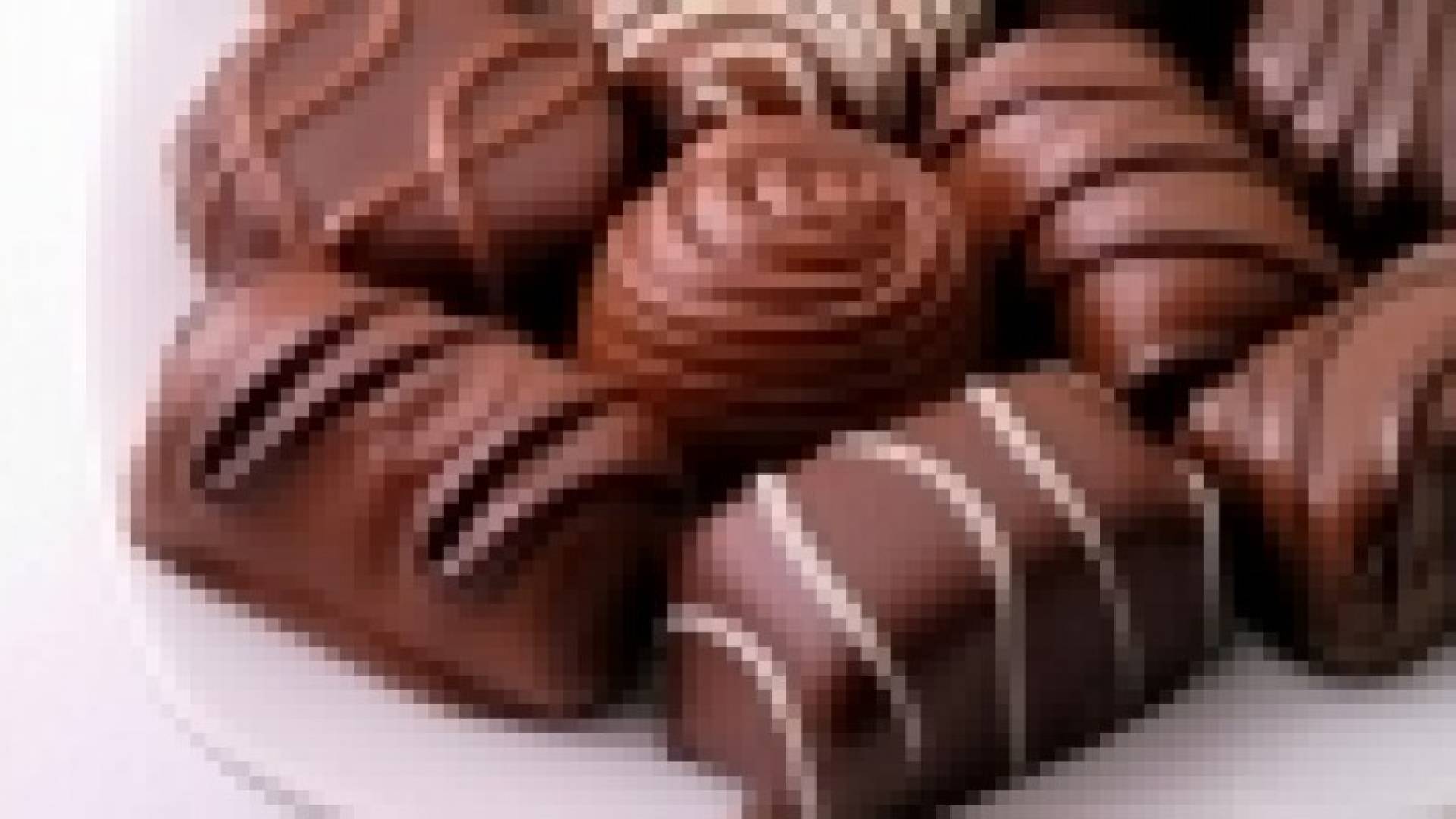 الشوكولا تقي من أمراض القلب وتحسن المزاج
