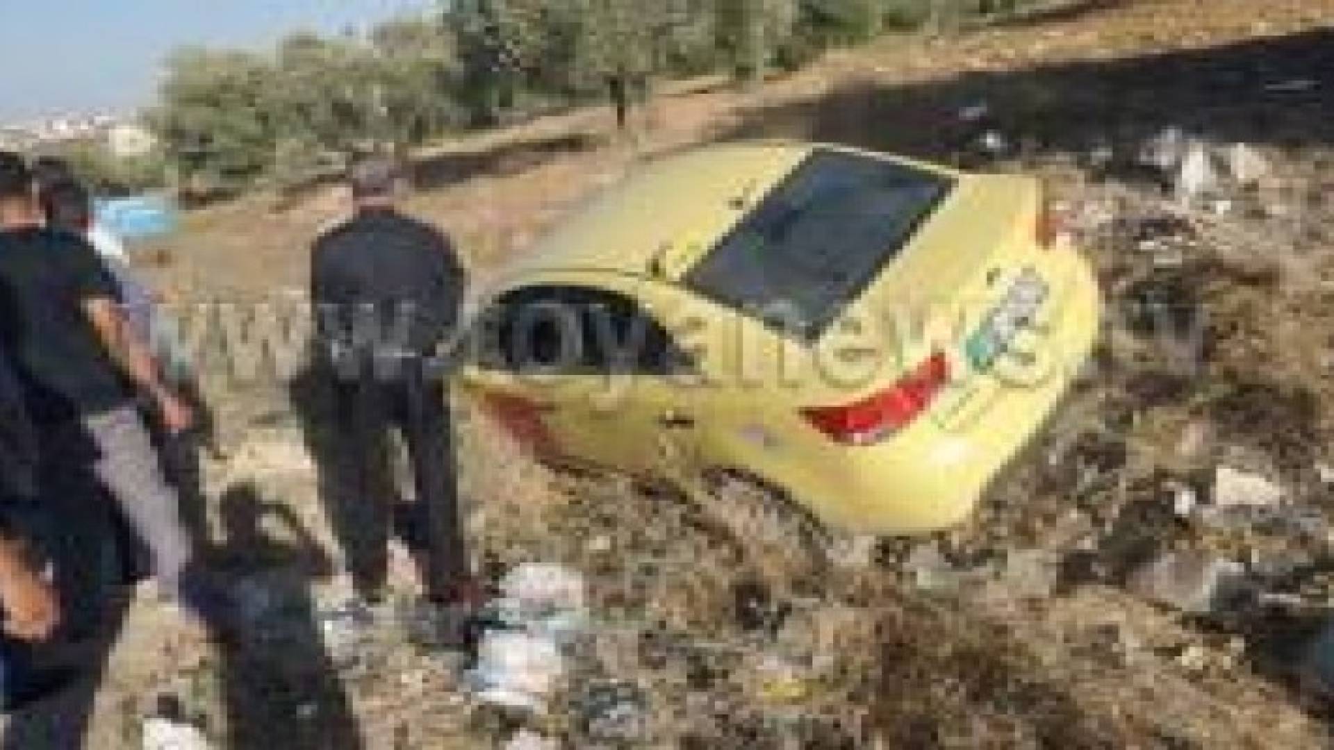 اربد: حادث تدهور سيارة أجرة بمنطقة سما الروسان .. صور