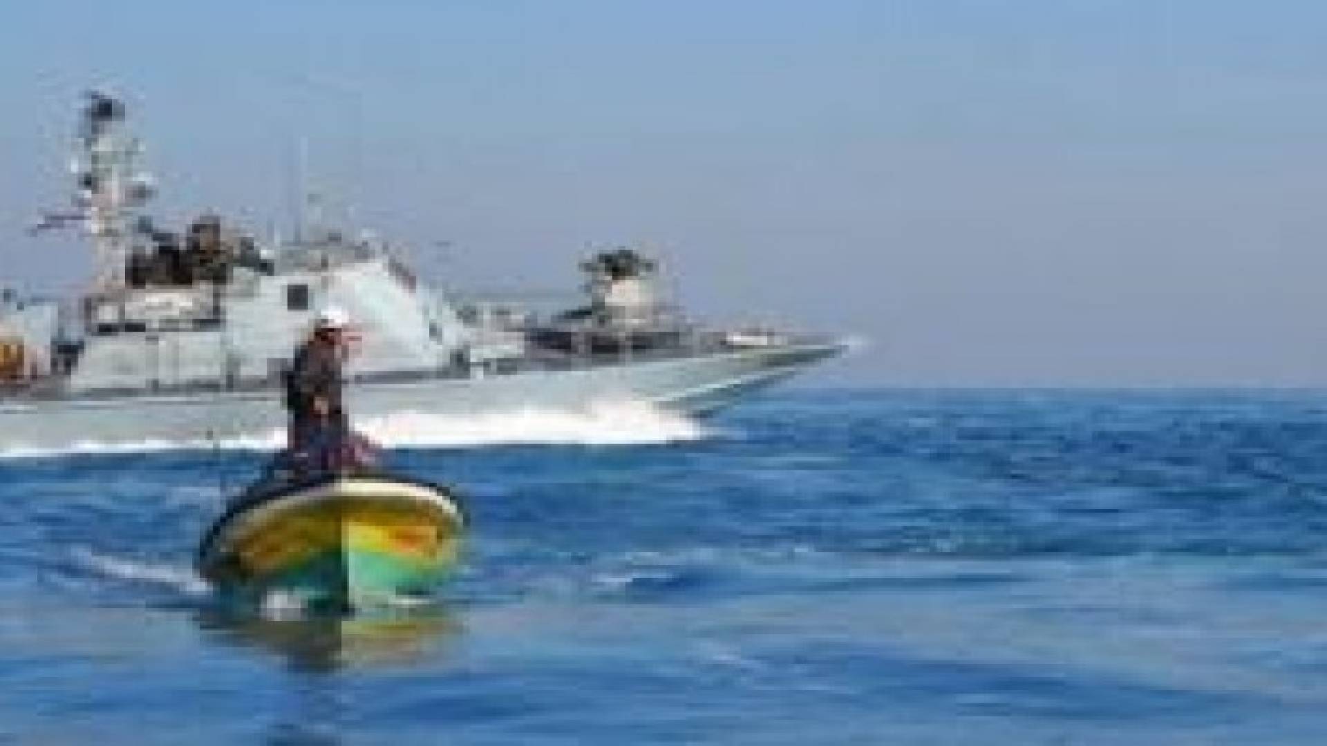 اصابة صياد فلسطيني برصاص زوارق الاحتلال في بحر غزة