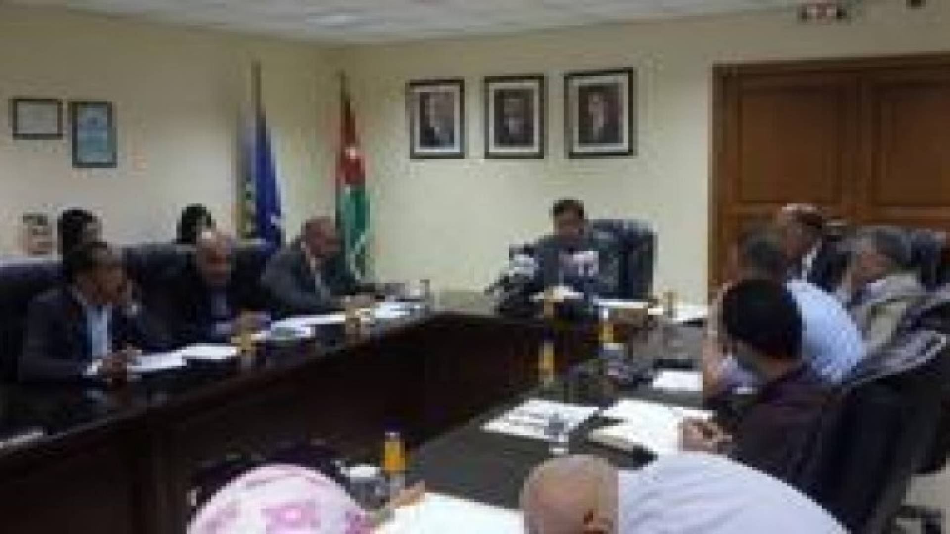 اطلاق دراسة للعرض والطلب على التخصصات العلمية في الخدمة المدنية