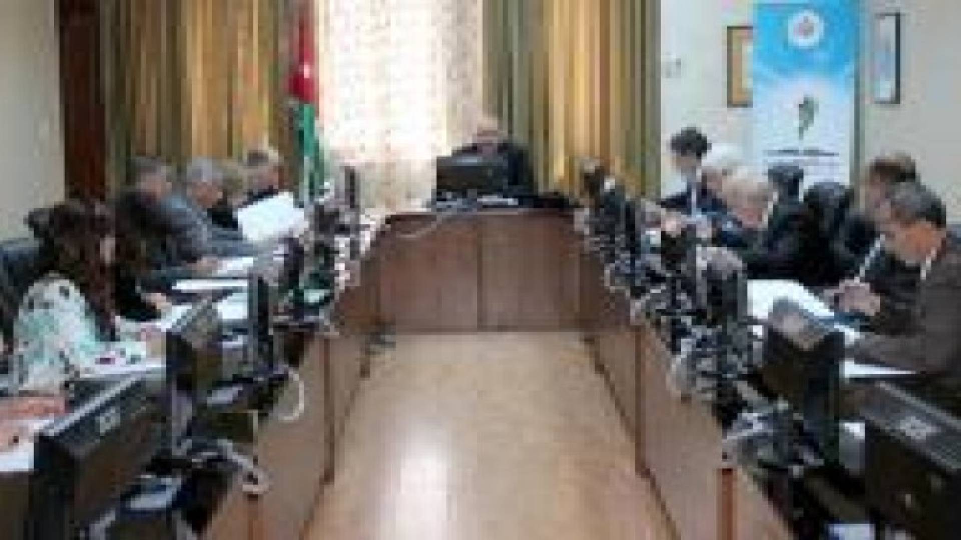 الدكتور الذنيبات يلتقي الفرق  الفنية للاعداد لمؤتمر التطوير التربوي