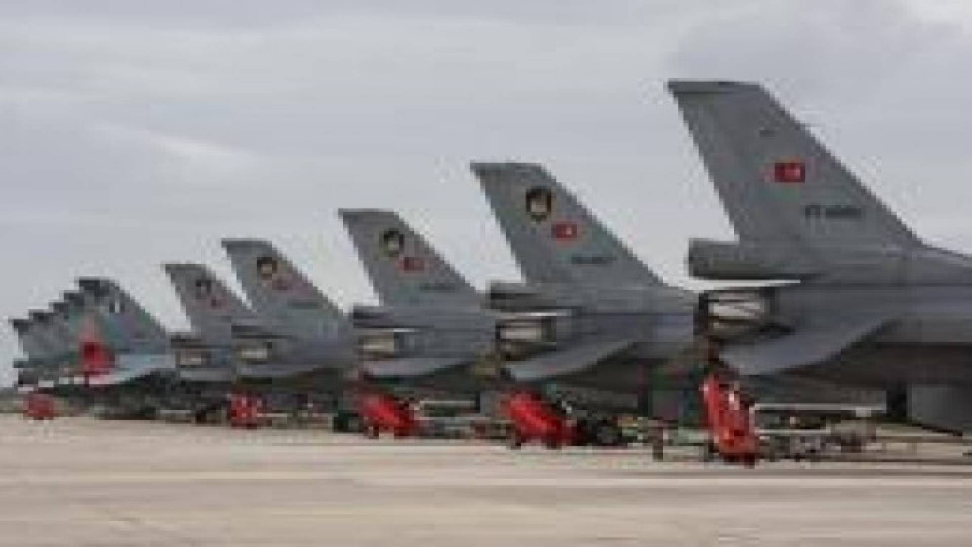 أنقرة توافق على استخدام التحالف الدولي قواعدها العسكرية في الحرب على داعش