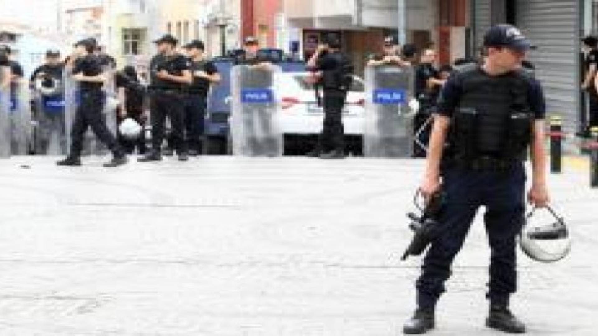 تركيا توقف 54 شخصا بشبهة الانتماء لـ"داعش" أو "بي كا كا" الإرهابيتين