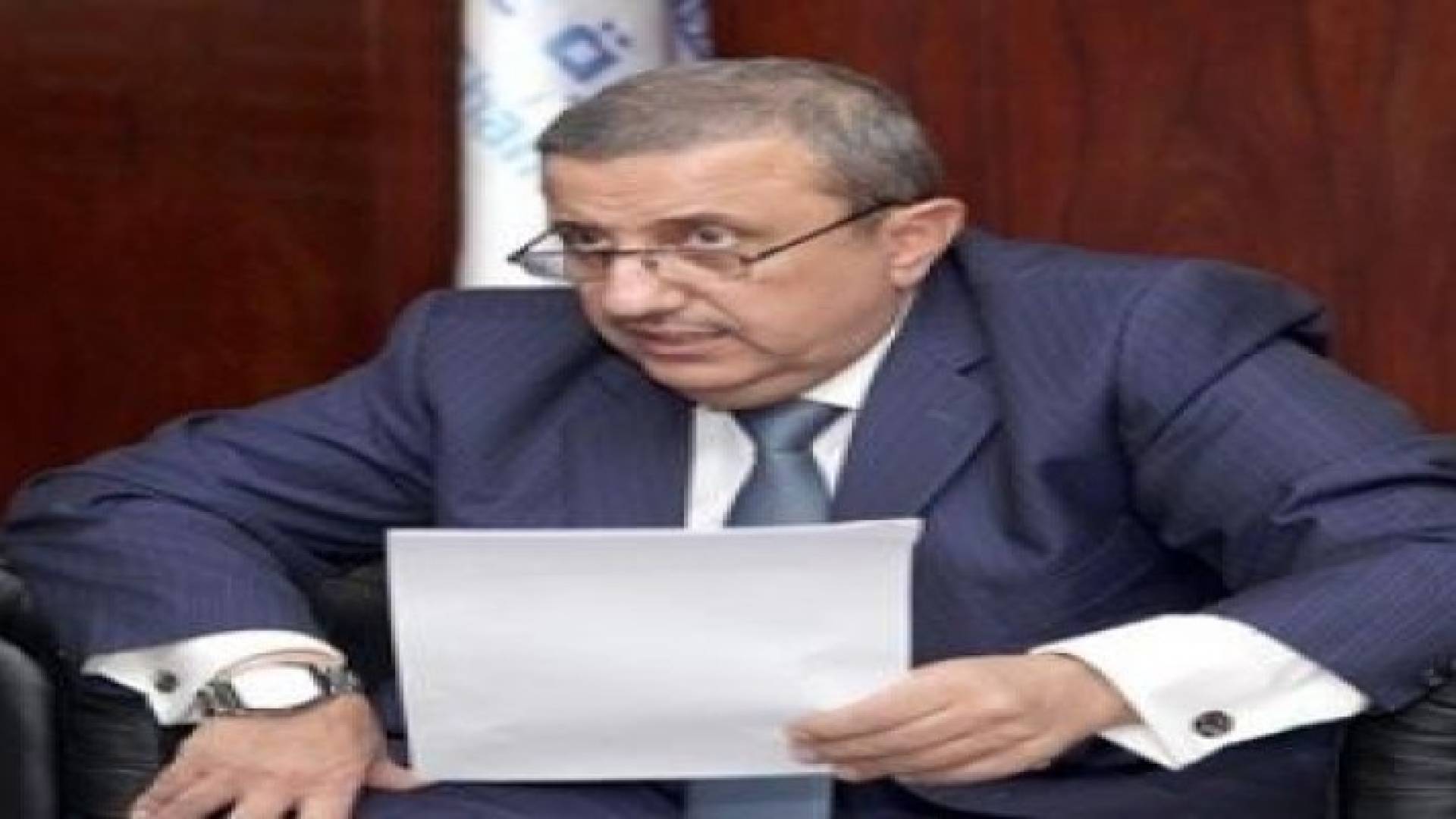 تجارة عمان ترحب بقرارات الحكومة لتحفيز قطاع العقار