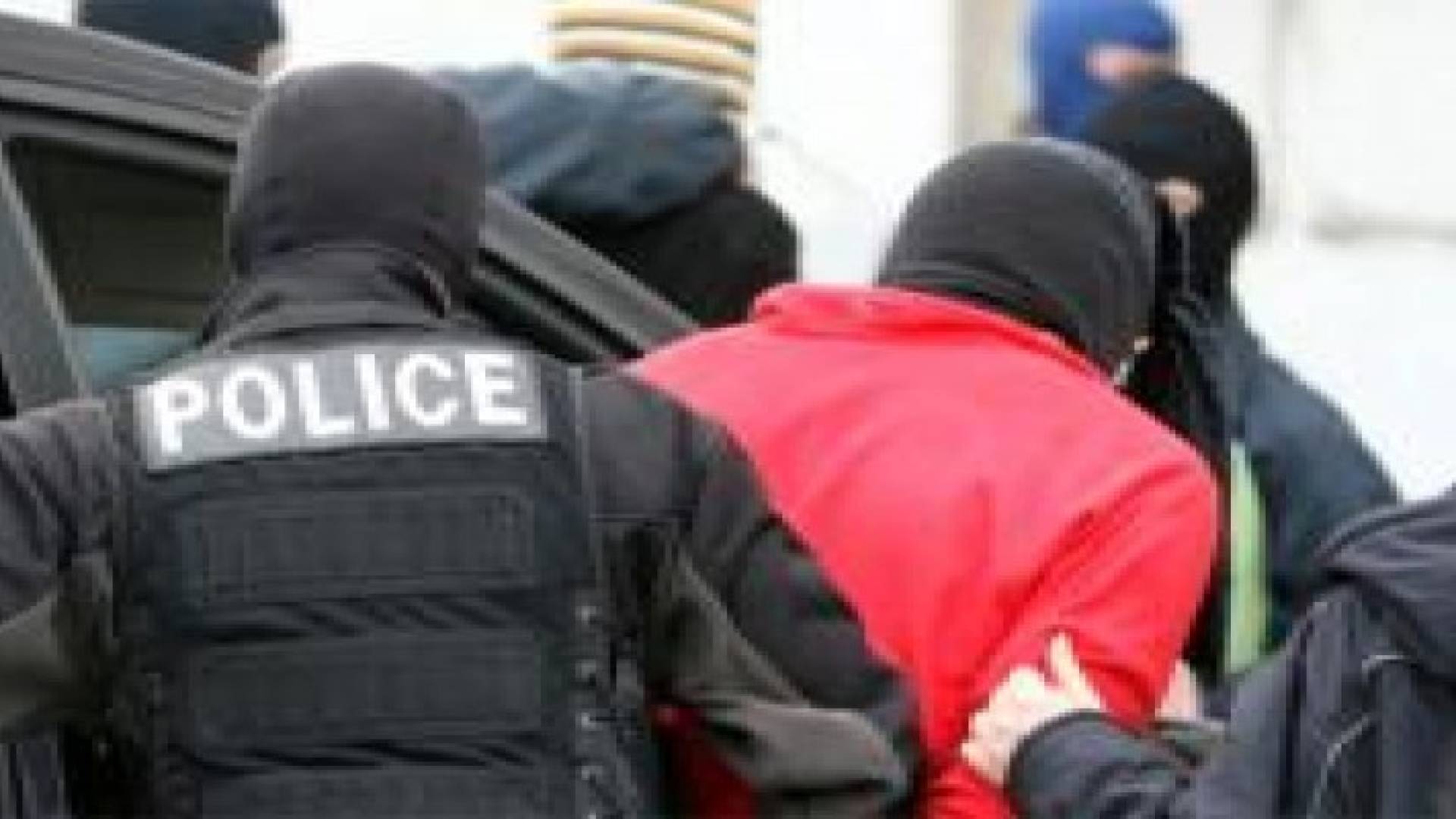 الداخلية التونسية توقف 17 شخصا يشتبه في انتمائهم لتنظيمات "إرهابية"