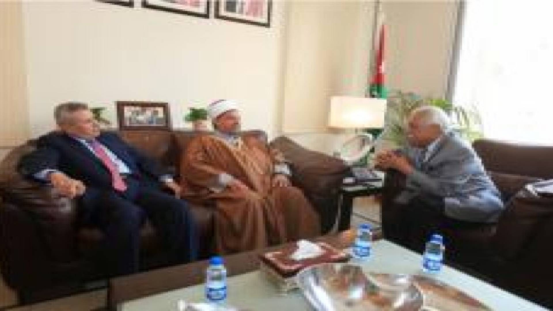 أمين عمان يلتقي وزير الأوقاف الفلسطيني